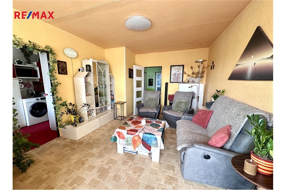 Residential - Condo/Apartment - Prague 9, City of Prague - Czech Republic - 2 - 29234019-847