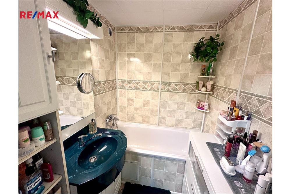 Residential - Condo/Apartment - Prague 9, City of Prague - Czech Republic - 16 - 29234019-847