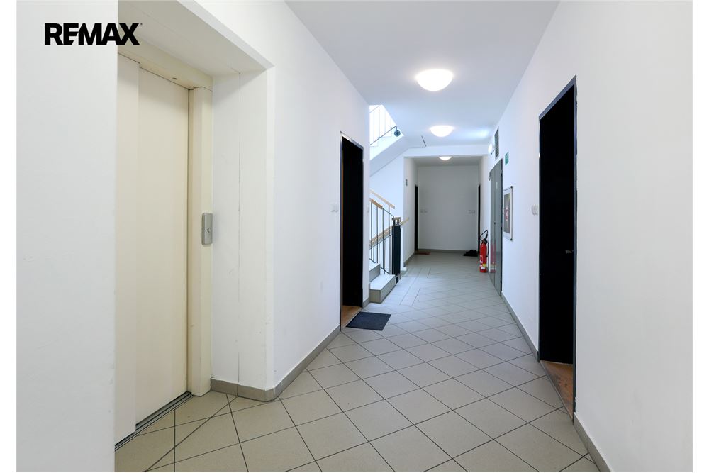 Wohnung - Wohnung - Praha 5, hl. m. Praha - Czech Republic - 17 - 29234027-35