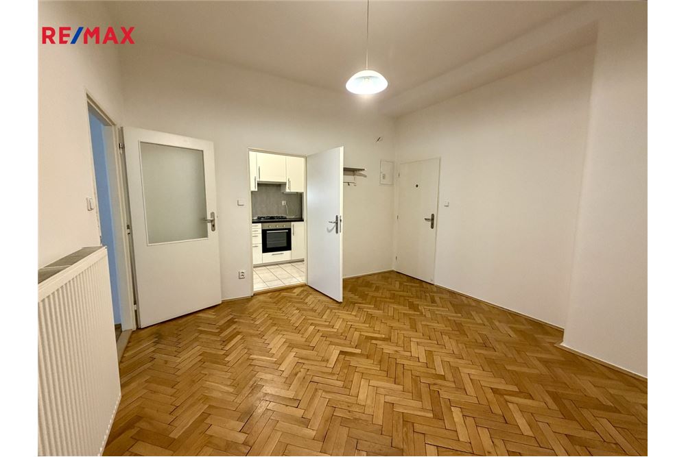 Residential - Condo/Apartment - Prague 3, City of Prague - Czech Republic - 8 - 29234019-849