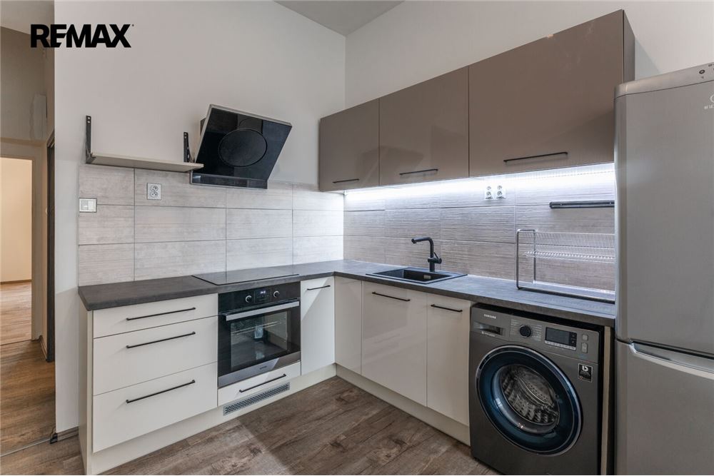 Residential - Condo/Apartment - Prague 8, City of Prague - Czech Republic - 7 - 29234030-340