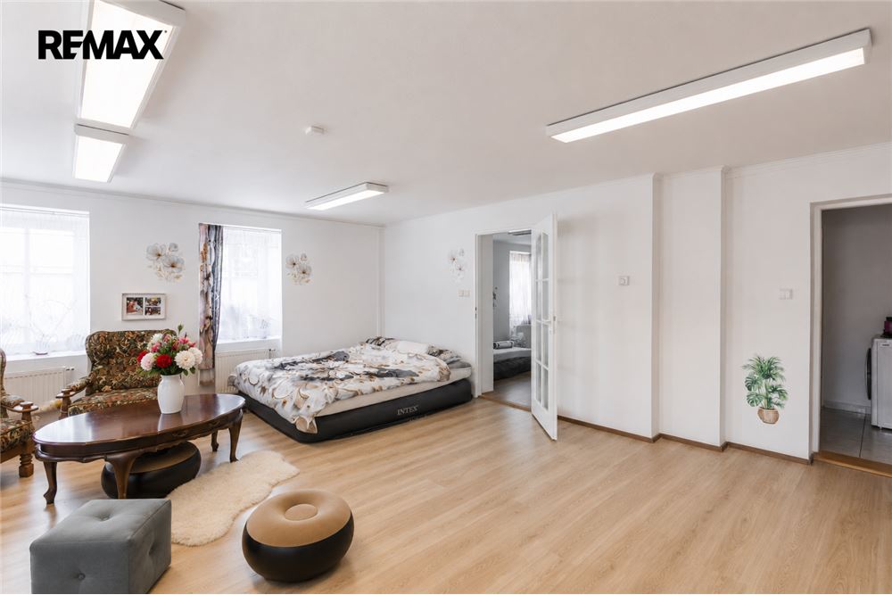 Commercial - Apartment Building - Varnsdorf, Ústí nad Labem region - Czech Republic - 23 - 29234023-194
