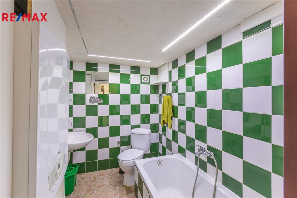 Residential - House - Roztoky, Stredocesky region - Czech Republic - 26 - 29234037-66