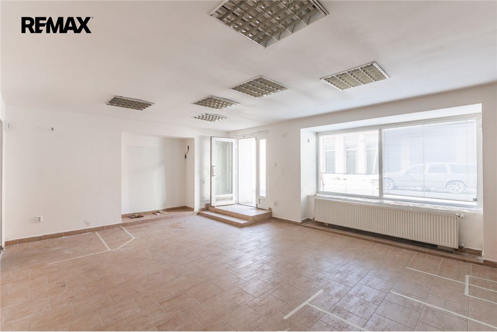 Commercial - Apartment Building - Varnsdorf, Ústí nad Labem region - Czech Republic - 37 - 29234023-194