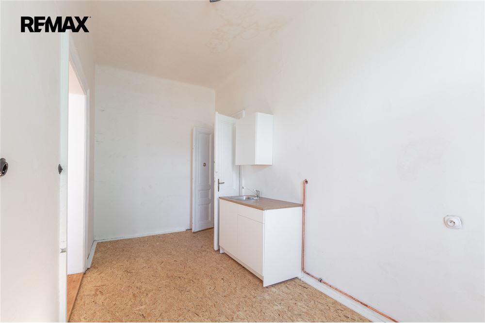 Commercial - Commercial/Retail - Prague 3, City of Prague - Czech Republic - 6 - 29234030-342