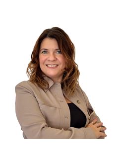 Paola Coco - RE/MAX Remeros