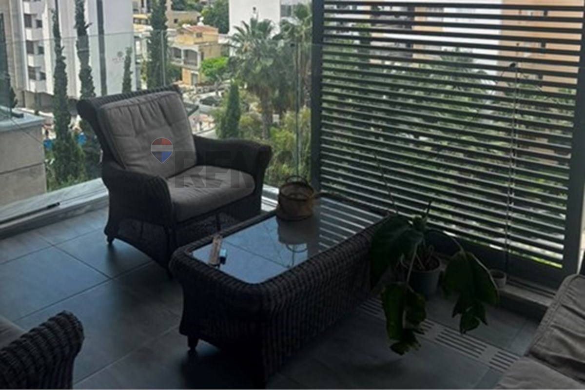 2 -Bedroom Apartment in Neapolis - Widok 4