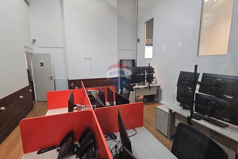 Γραφείο 700 μ² προς ενοικίαση στην τοποθεσία Polemidia - Apostolos Varnavas, Limassol