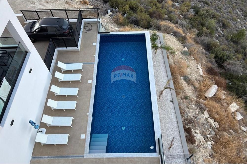 Two-Bedroom Penthouse in Agia Fylaxi – pohled 5