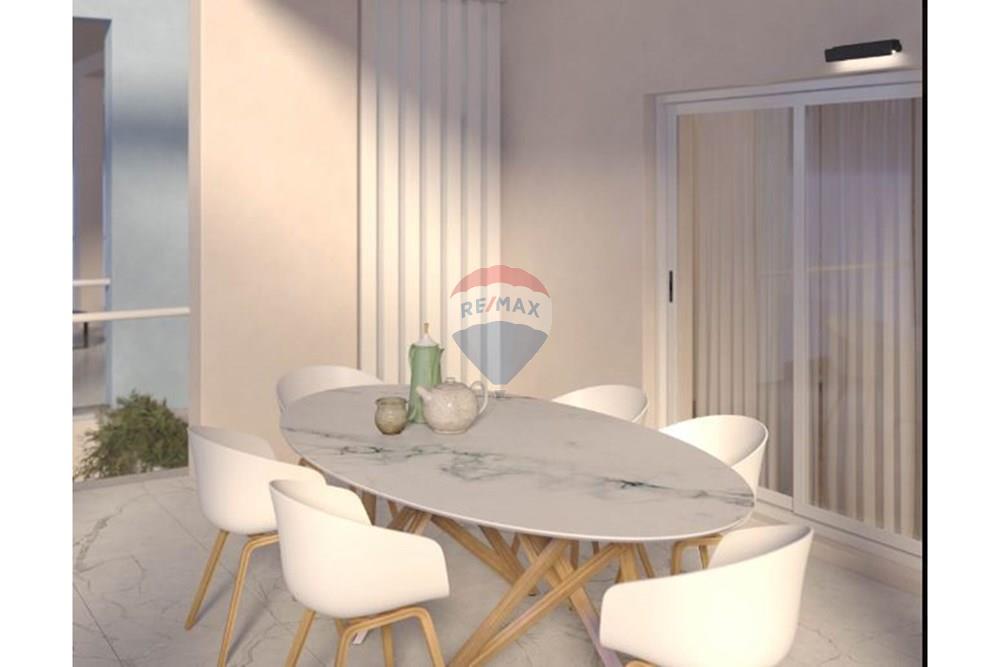 2 Bedroom Penthouse in Kato Polemidia - Widok 4