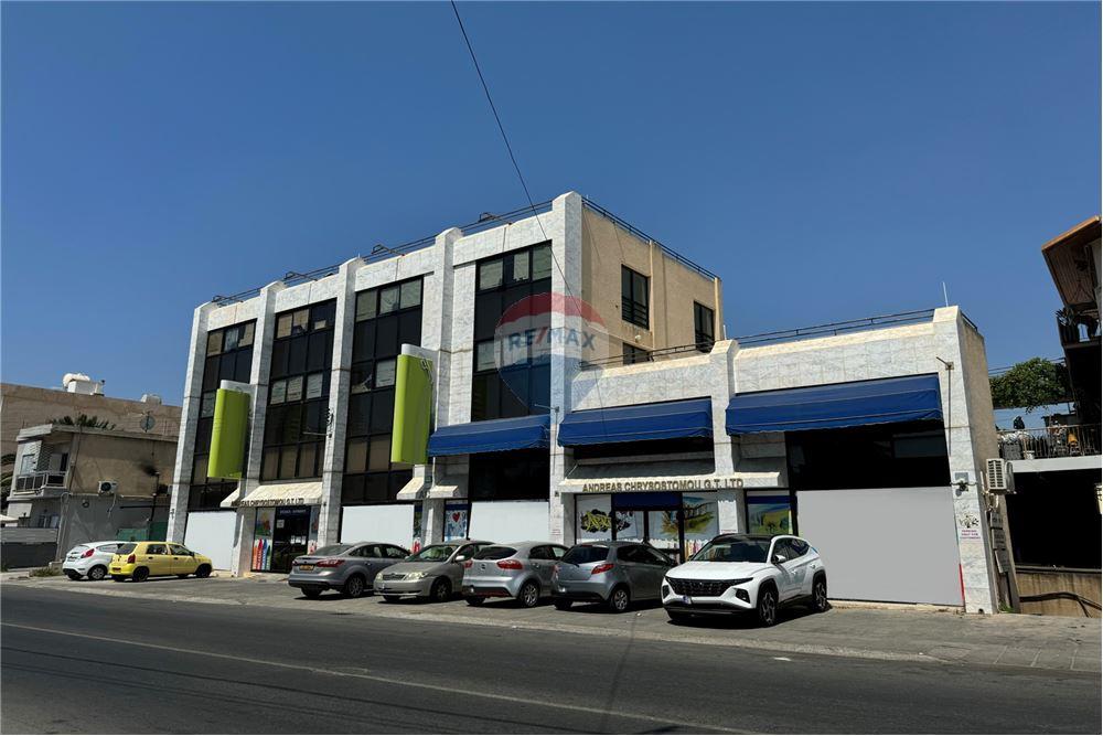 Building 2205 m² for rent in Limassol - Agios Spyridon, Limassol