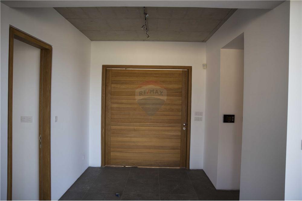 6+1 Bedroom Villa in Opalia Hills - Fler