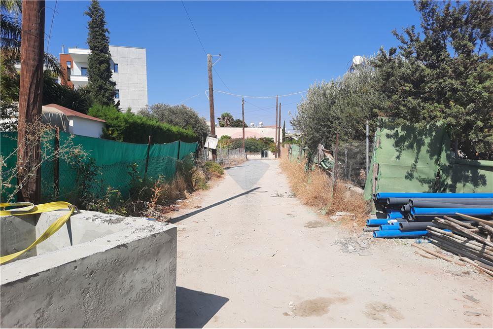 Modern Two Bedroom Apartment in Agios Athanasios - Widok 3
