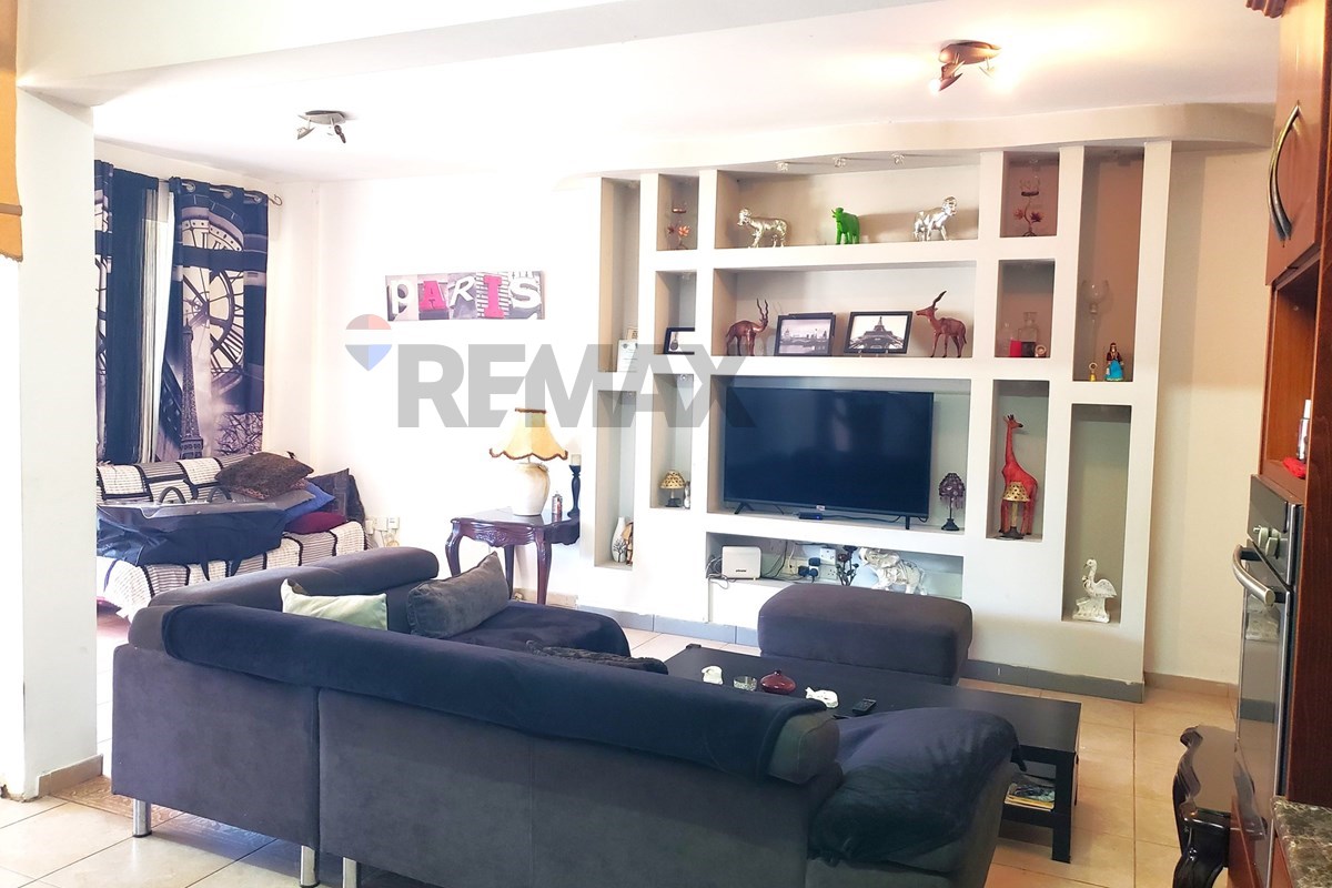 2+1 Bed Ground Floor with Private Garden - Mehr