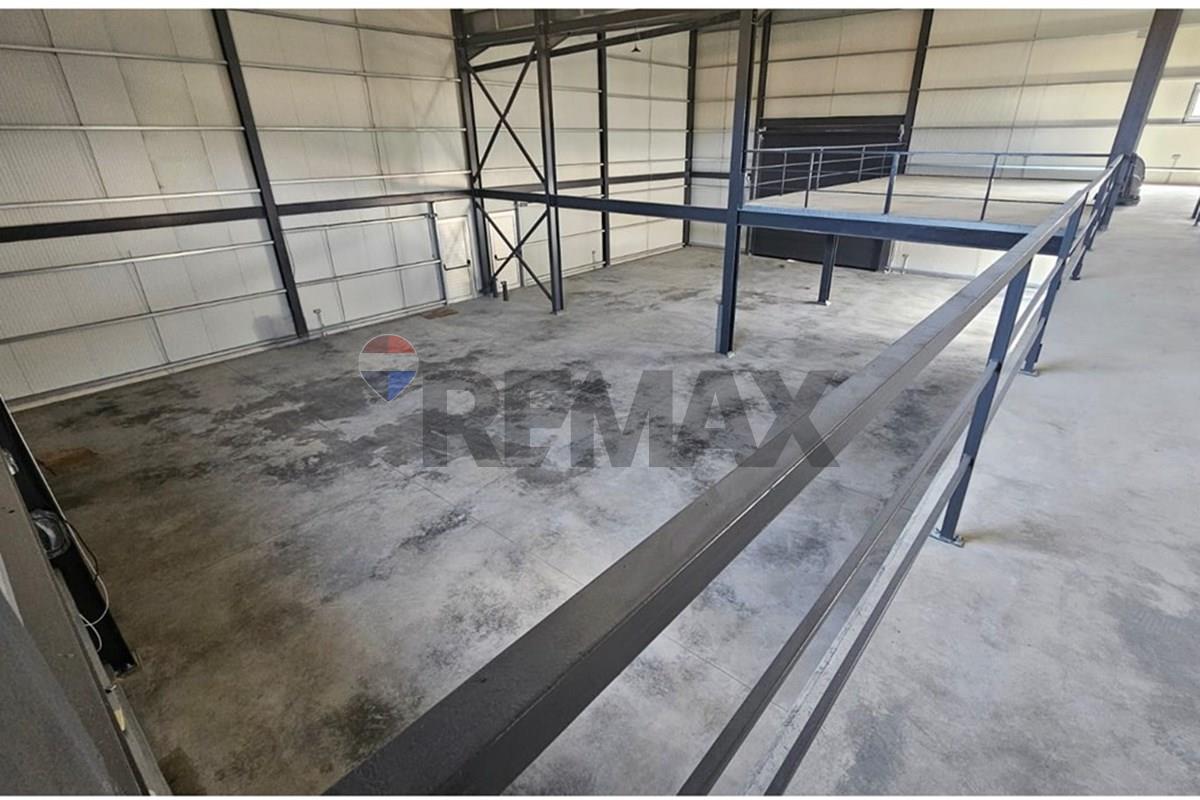 Склад 782 м² в аренду в Alampra, Nicosia