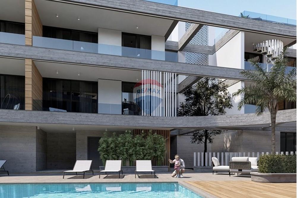 Gated Luxury 2-Bedroom Apartment in Livadia - Widok 2