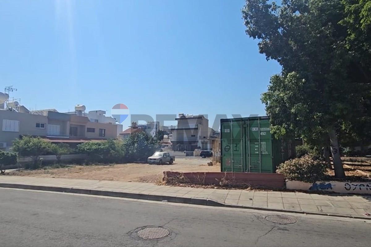 671m² Plot in Kato Polemidia, Limassol - Vista 4