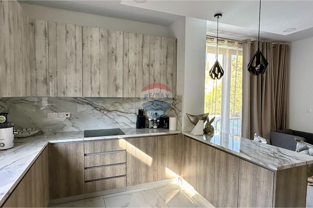 6-Bedrrom Sea View Villa in Agios Athanasios - Więcej
