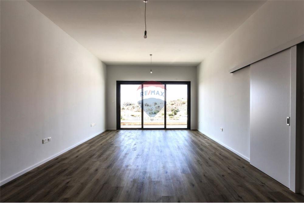 Sea View Two Bedroom Apartment in Agios Athanasios – další
