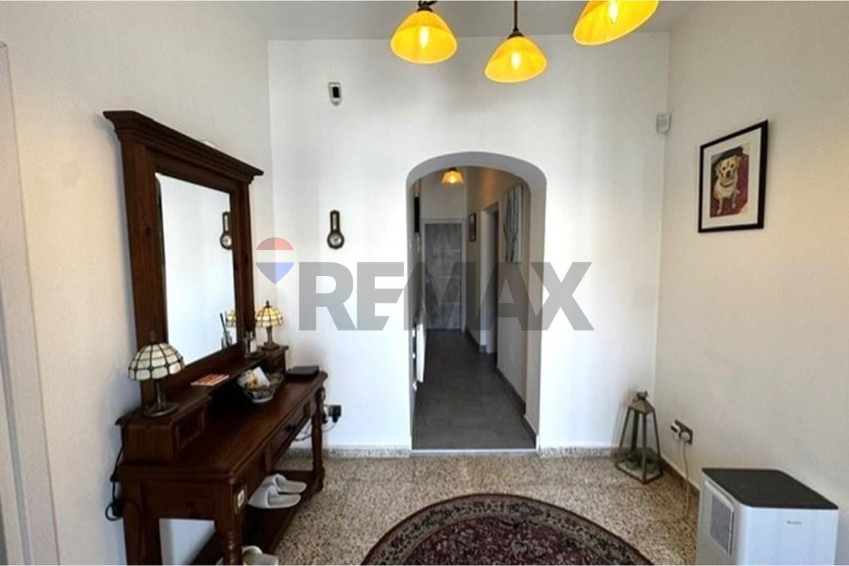 Residential - Bungalow - Larnaca Municipality, Larnaca - CY - b573adf6-55a1-477d-9dcd-bc45d44a5d9a.jpg - 480091029-327