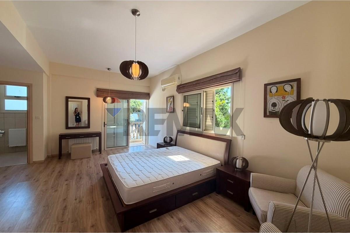 5 Bedroom Beachfront Villa in Pyla, Larnaca - Fler