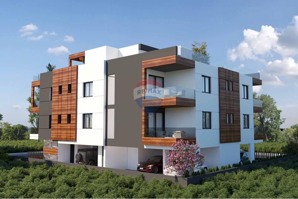 Modern 1-Bedroom Top Floor Apartment in Livadia - Widok 4