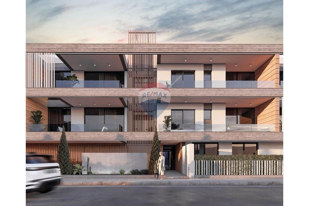 Gated Luxury 2-Bedroom Apartment in Livadia - Widok 3