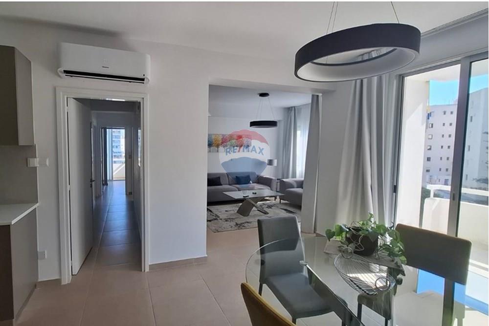 Luxurious Urban Living in Limassol's Neapolis - Ansicht 2