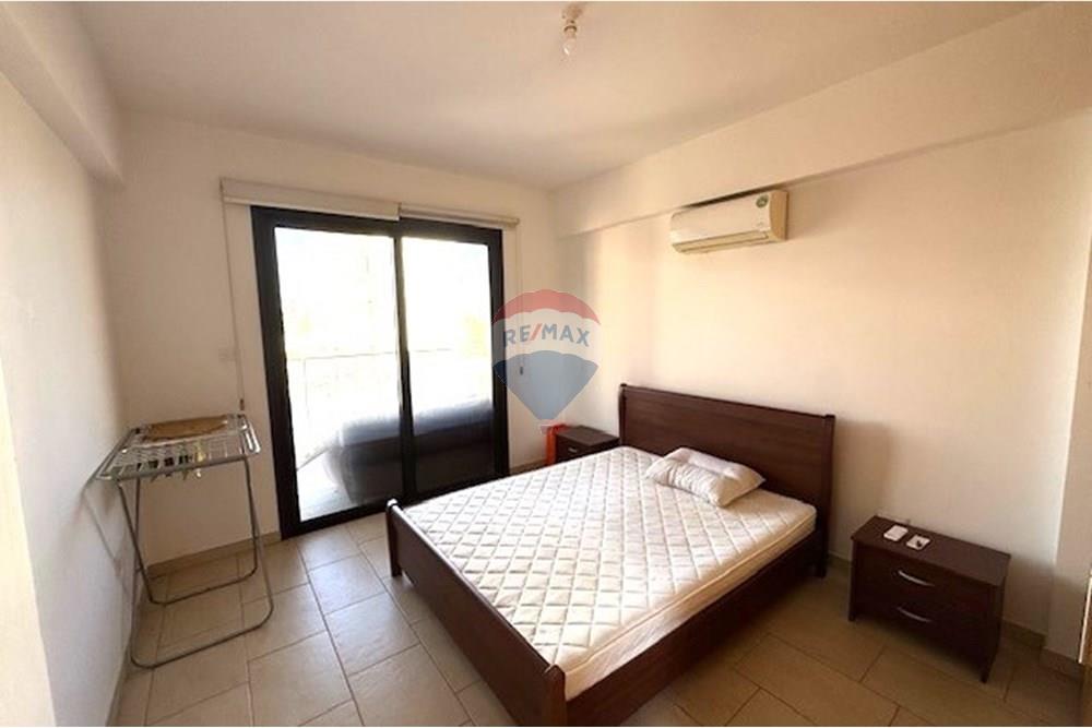 2-Bedroom Apartment in Sotiros, Larnara - Widok 5