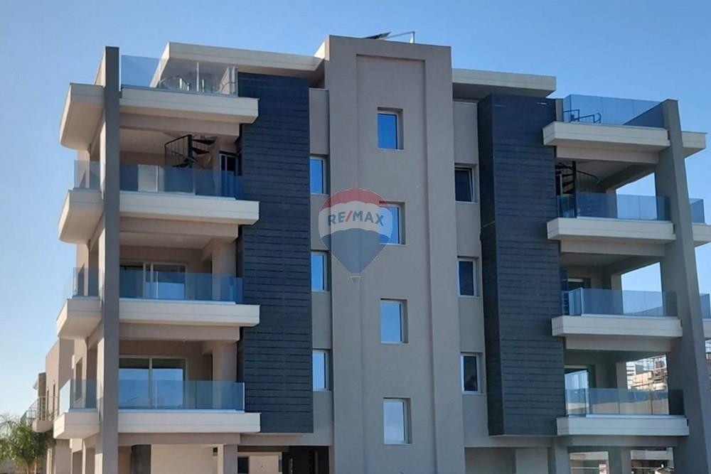 Brand New 2 Bed. Penthouse, New Marina, Larnaca - Aanzicht 4