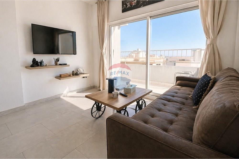 Renovated 2-Bedroom Apartment in Drosia - Widok 2