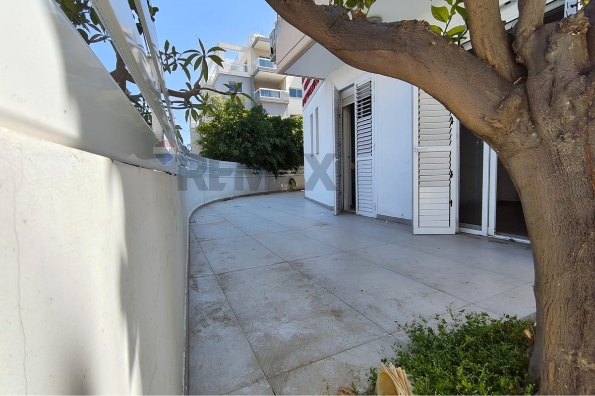 3-Bedroom Ground floor Apartment in Katholiki - Aanzicht 3