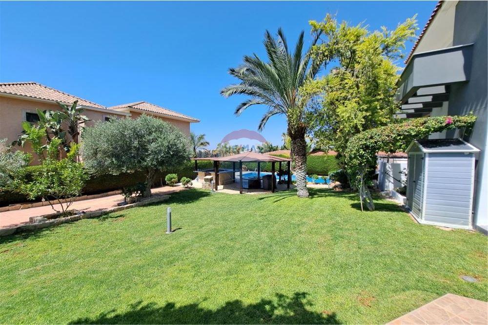 5-bedroom Luxury Villa in Kalogoiri - Fler
