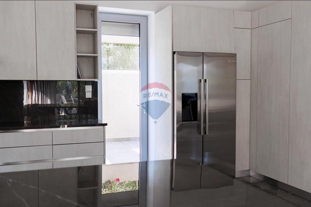 Residential - House - Germasoyia, Limassol - CY - kitch.jpeg - 480031146-365