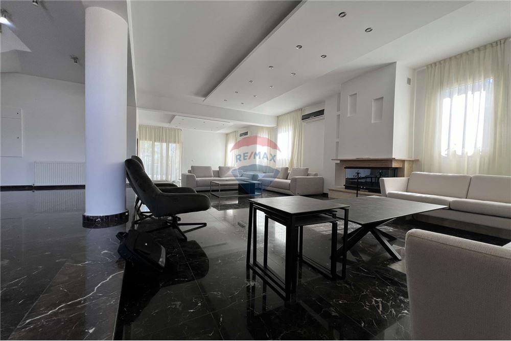 7 Bedroom Villa in Engomi - Widok 2