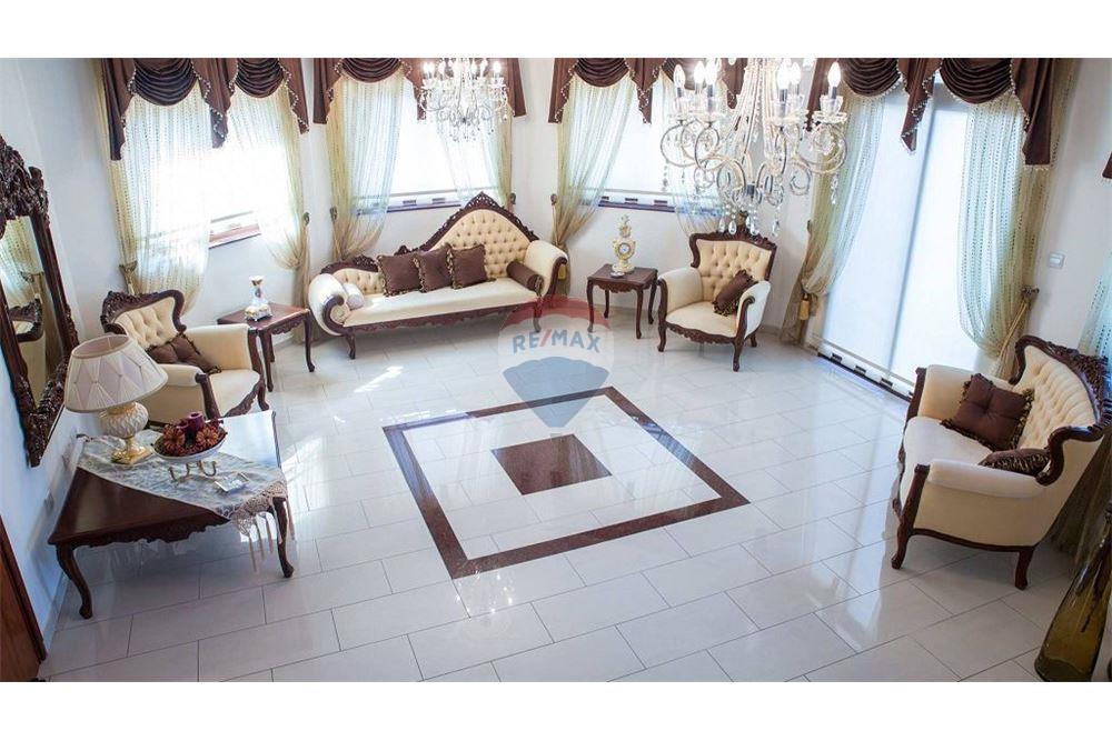 Luxury 6 Bedroom Villa in Agia Fyla - Bild 3