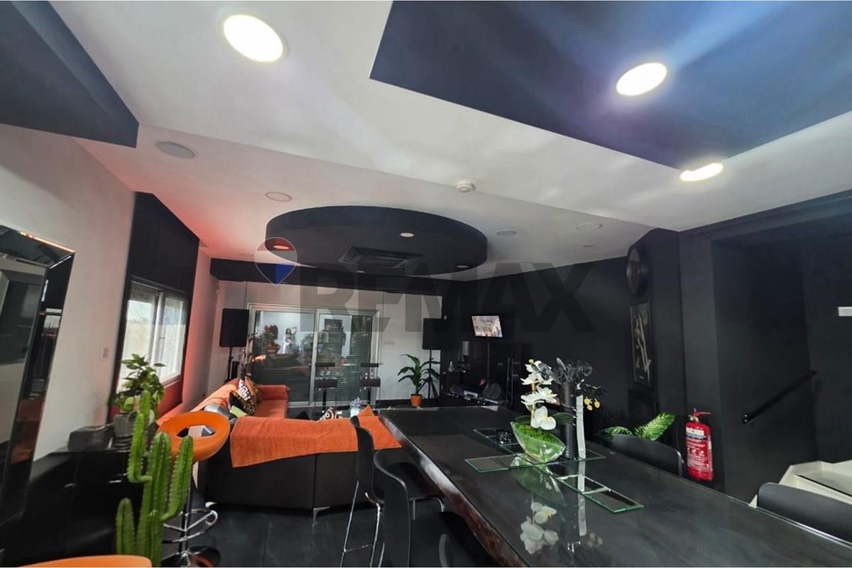 2 Bedroom Duplex Upper Level House in Panthea - Bild 5