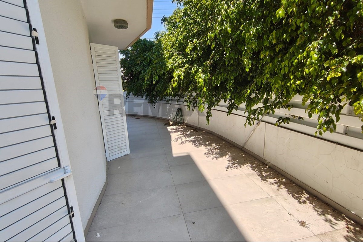 3-Bedroom Ground floor Apartment in Katholiki - Aanzicht 6