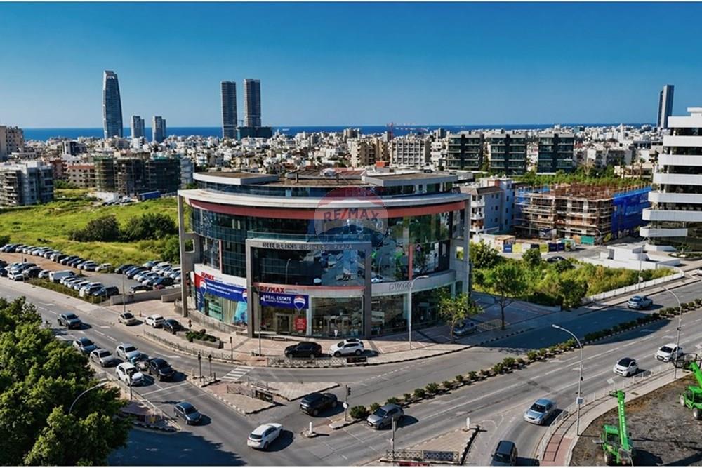330sqm High Tech Office in Agios Athanasios - Vista 5