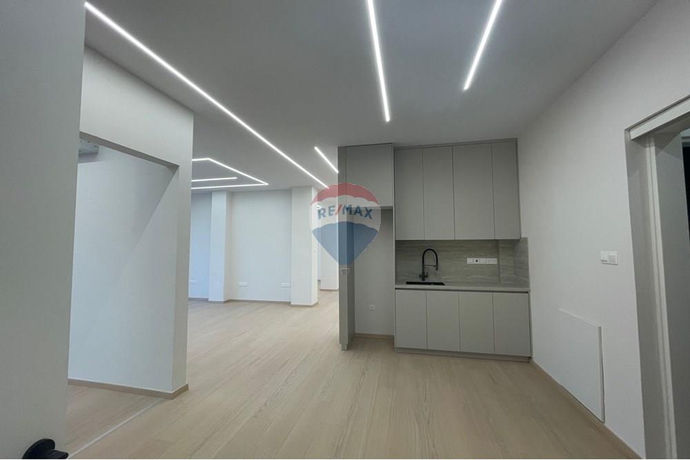 Γραφείο 210 μ² προς ενοικίαση στην τοποθεσία Polemidia - Apostolos Varnavas, Limassol