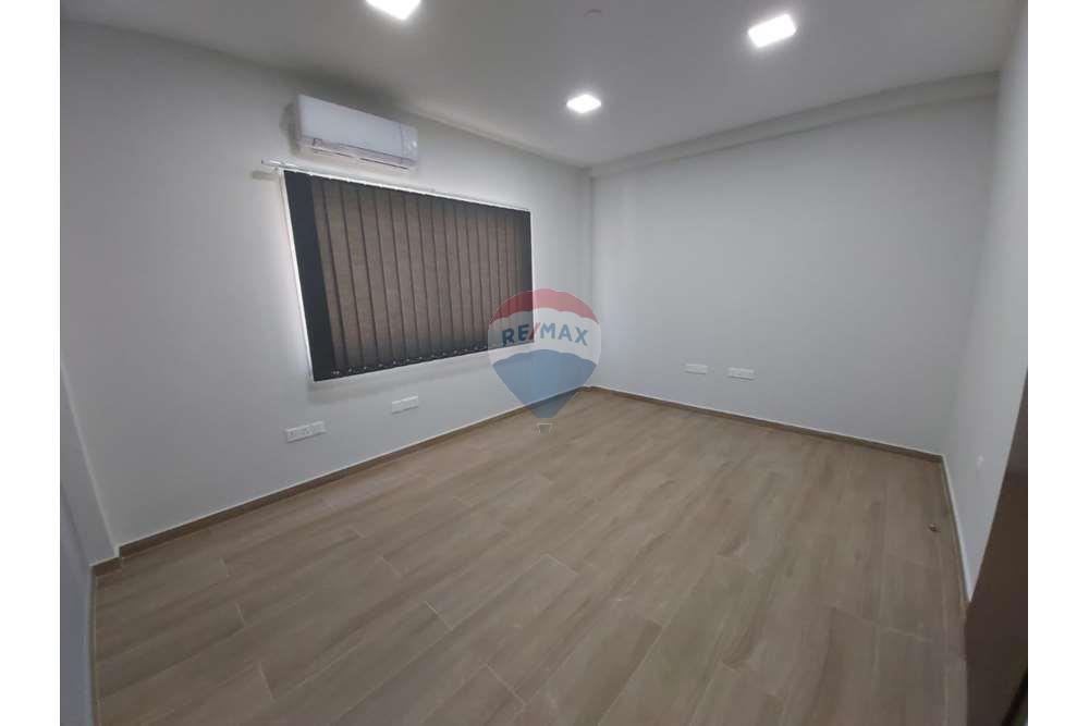 230 sqm office space on Fr. Roosevelt Ave. - Widok 5