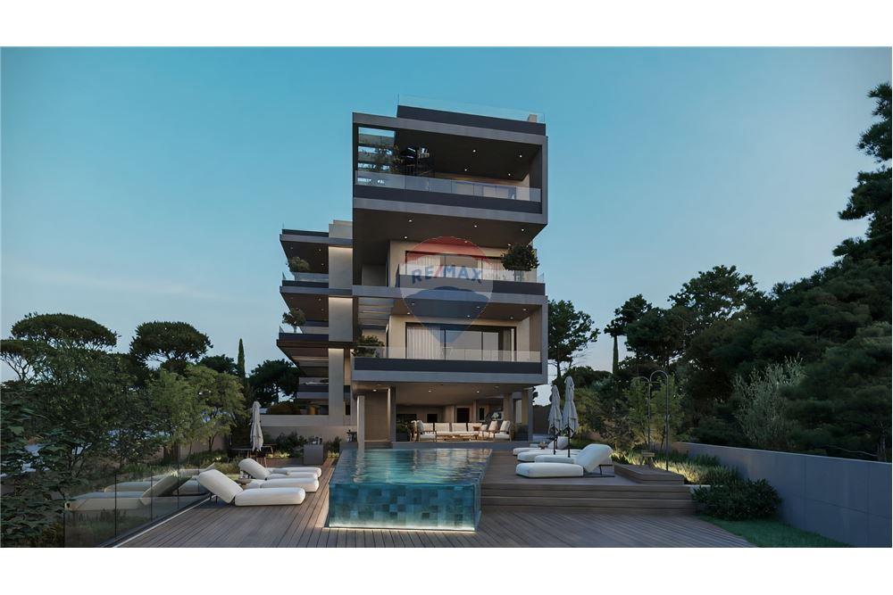 Two Bedroom Apartment with pool in Oroklini - Mehr