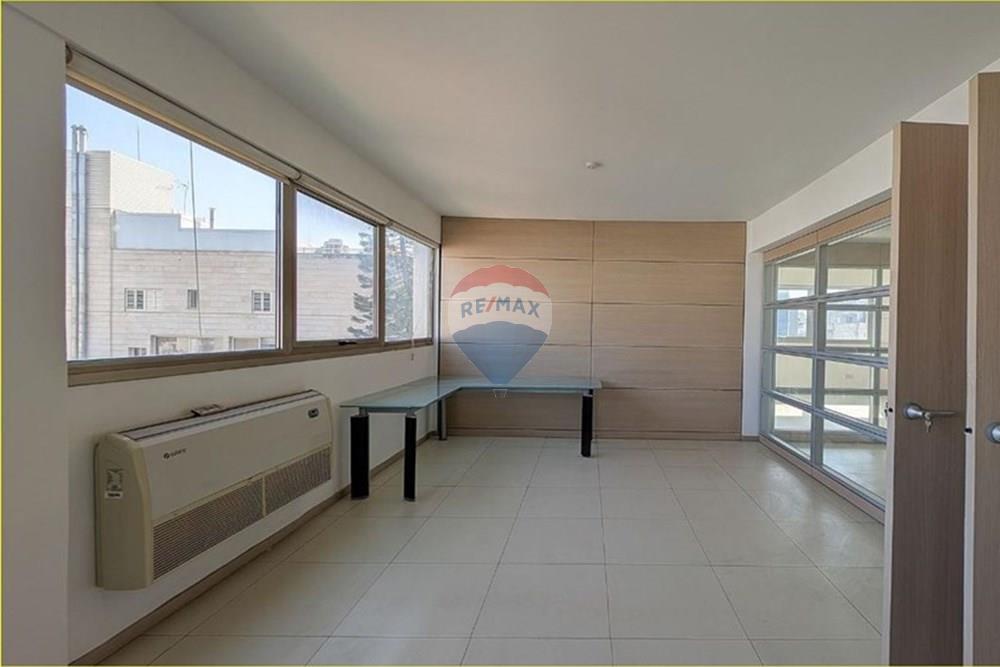 258sqm Office in Agia Zoni, Limassol – pohled 4