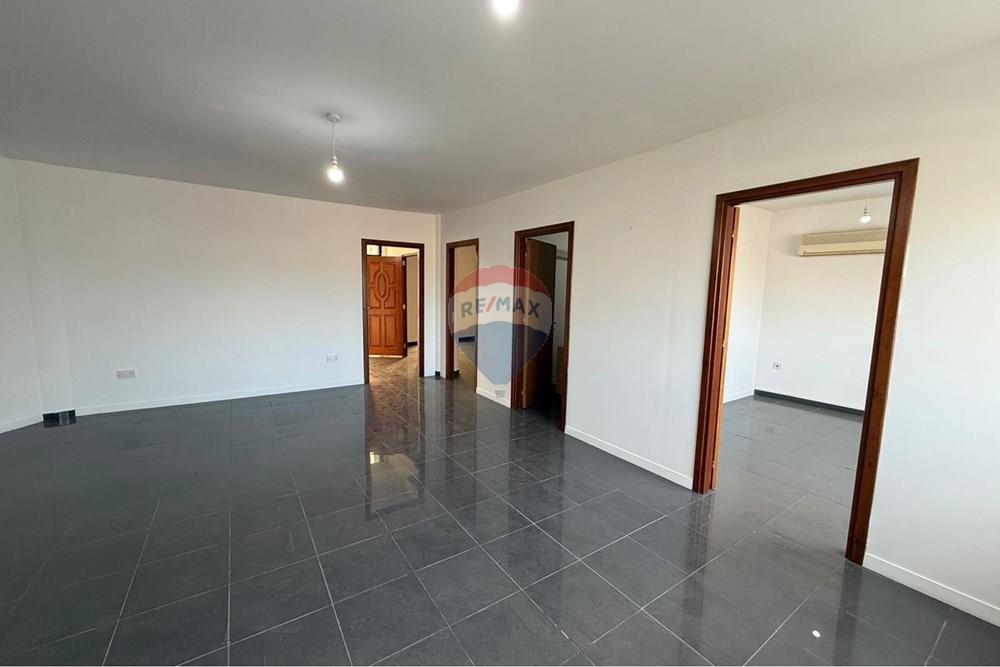 133m² Office in Agia Triada - Ansicht 6