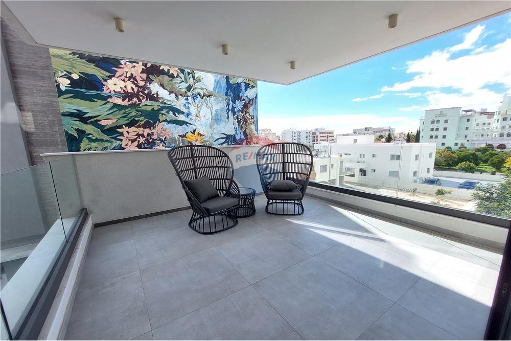 2-Bedroom Luxury Apartment in Potamos Germasoyias - Więcej