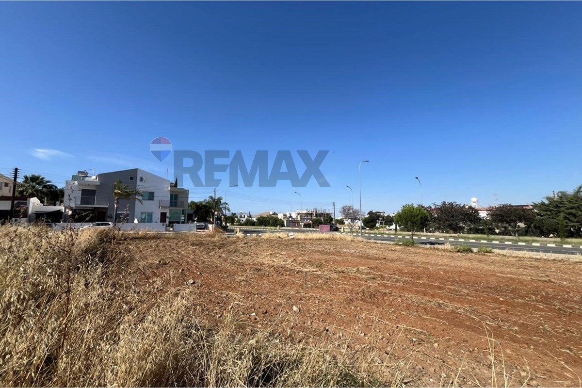 Plot of land for sale 1780 m² in Lakatameia - Agia Paraskevi, Nicosia
