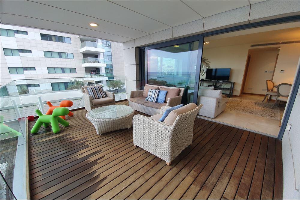 Seafront 2 Bedroom Apartment at Olympic Resid - Więcej