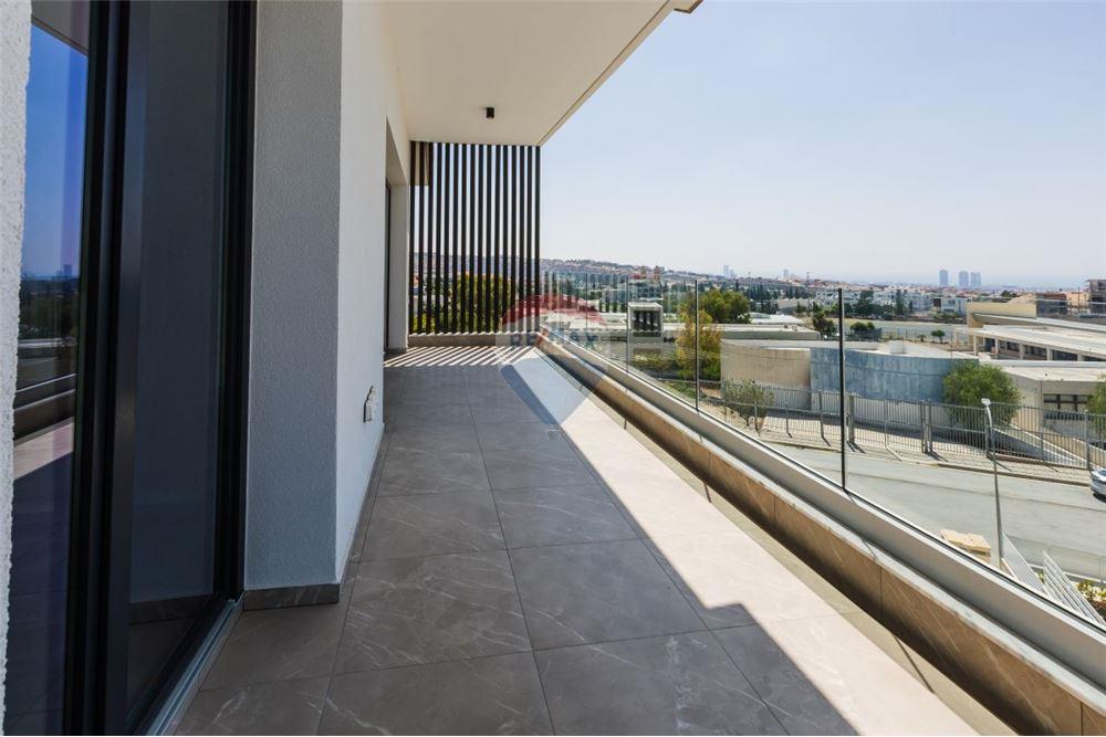 Sea View Two Bedroom Apartment in Agios Athanasios – pohled 3