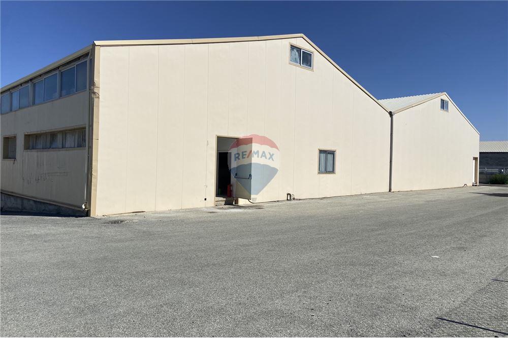Warehouse 1160 m² for sale in Latsia - Agios Eleftherios, Nicosia