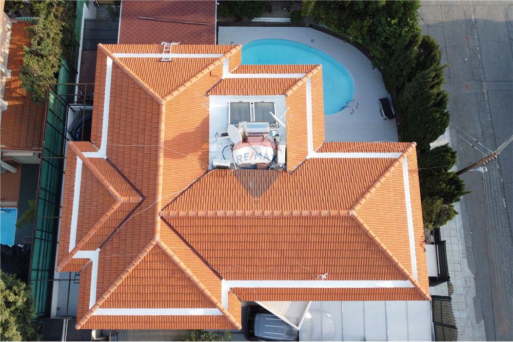 6-Bedroom Villa in Potamos Germasogias - Vista 2